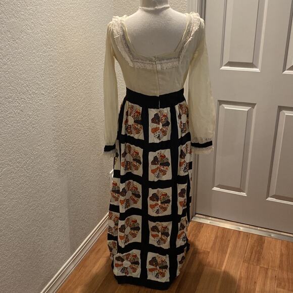Vintage Rare 1970s Long Sleeve Maxi Cottagecore/Prairie Mock Quilt Dress Sz 6/8 - Picture 2 of 4